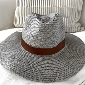 Gray Buckle-Accent Sunhat